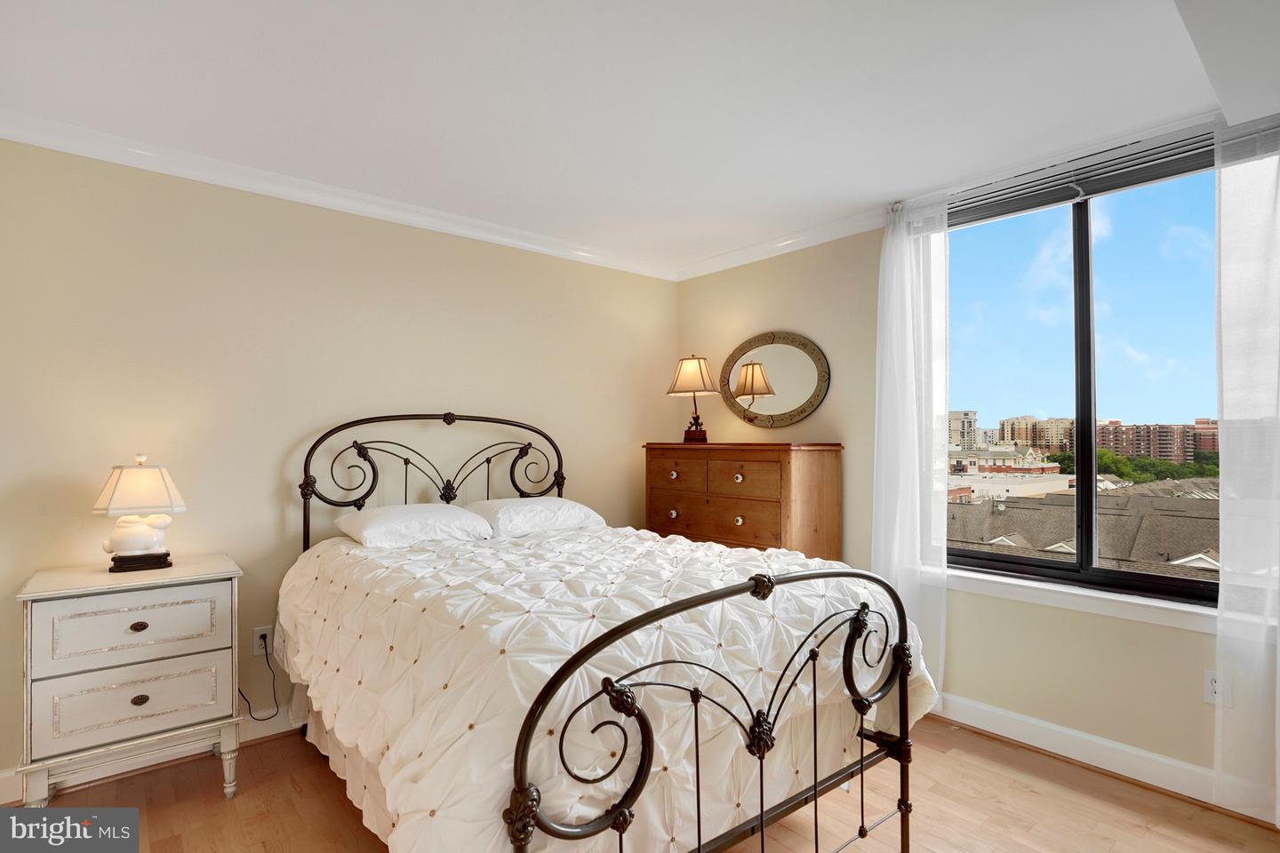 1201 N Garfield STREET Unit: 616
