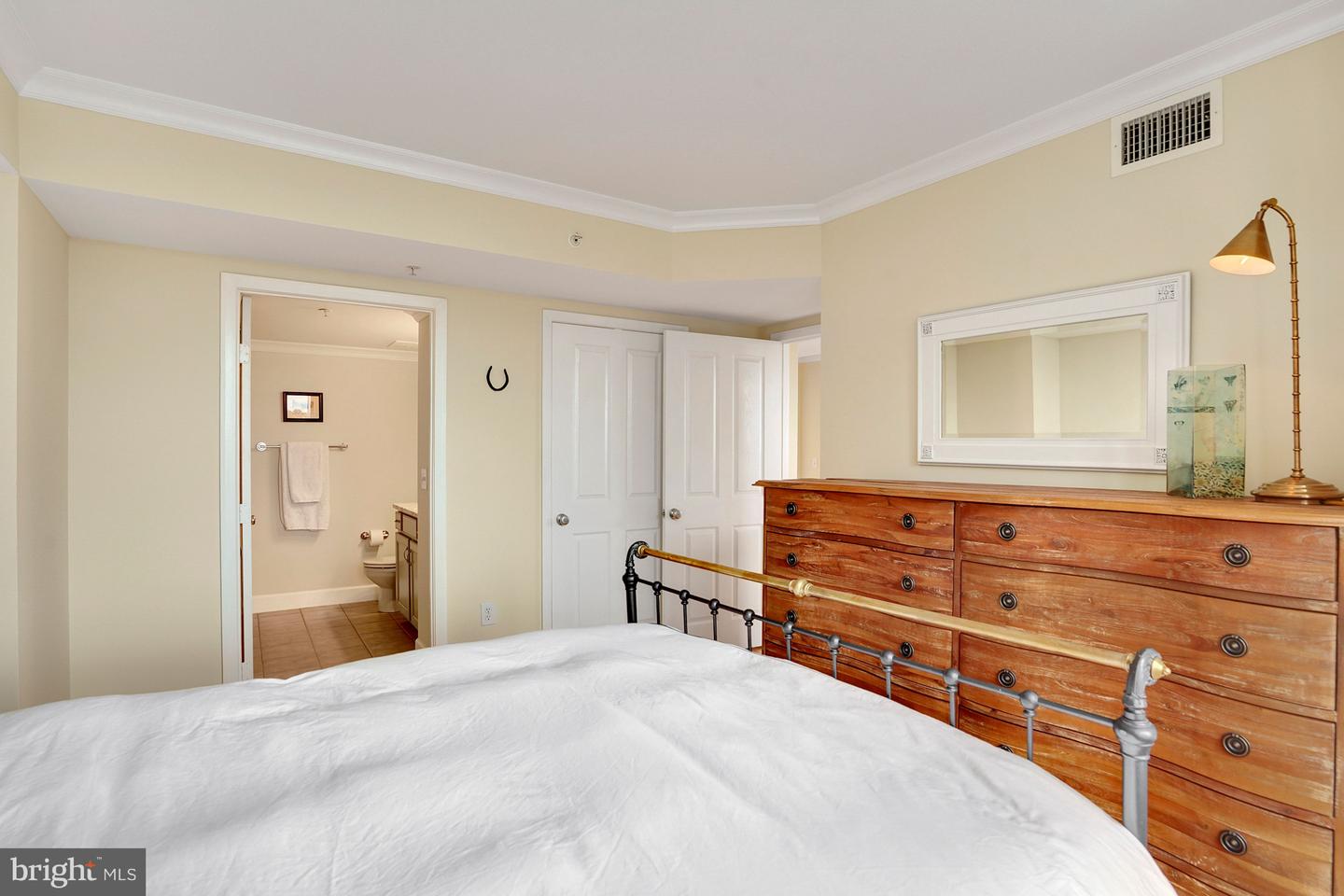 1201 N Garfield STREET Unit: 616
