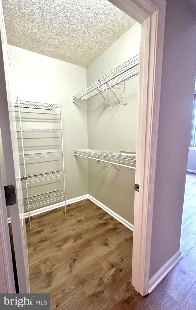 851 N Glebe ROAD Unit: 1520