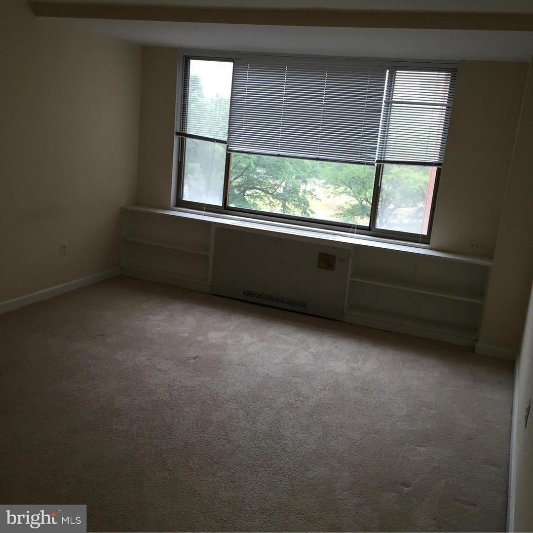 1111 Arlington BOULEVARD Unit: 648