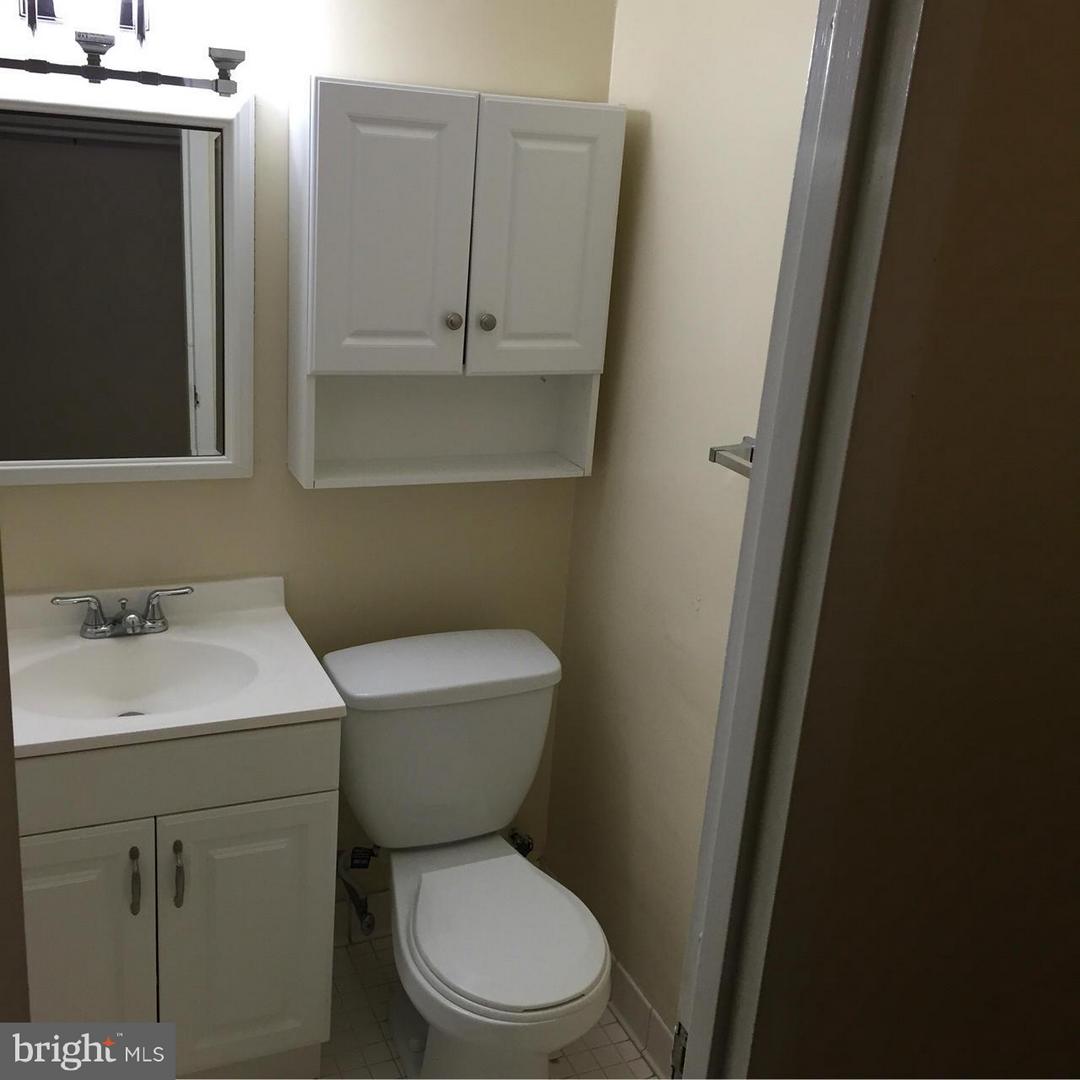 1111 Arlington BOULEVARD Unit: 648
