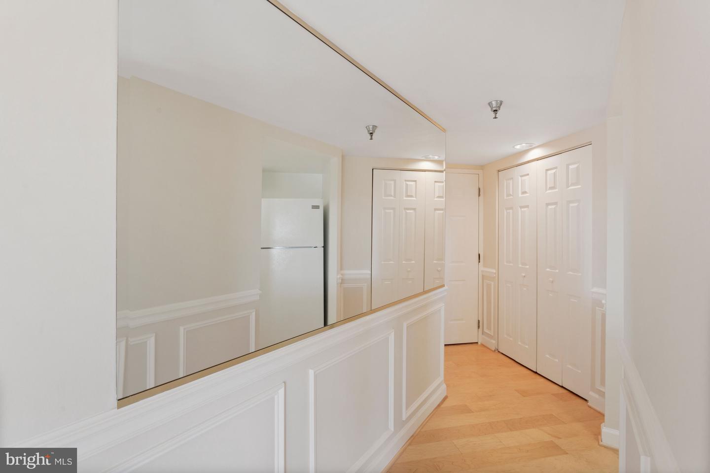 2400 Clarendon BOULEVARD Unit: 713