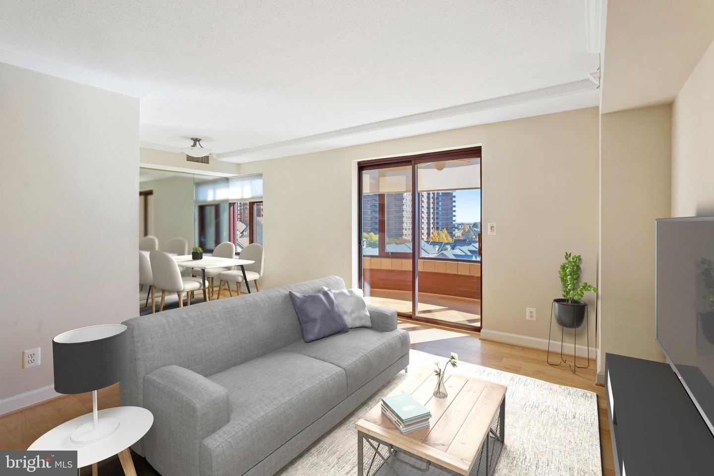 2400 Clarendon BOULEVARD Unit: 713