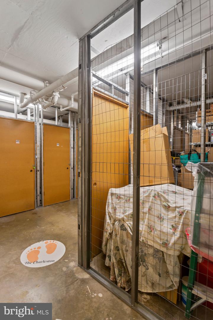 2400 Clarendon BOULEVARD Unit: 713