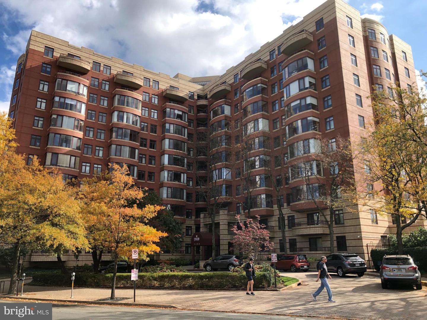 2400 Clarendon BOULEVARD Unit: 713