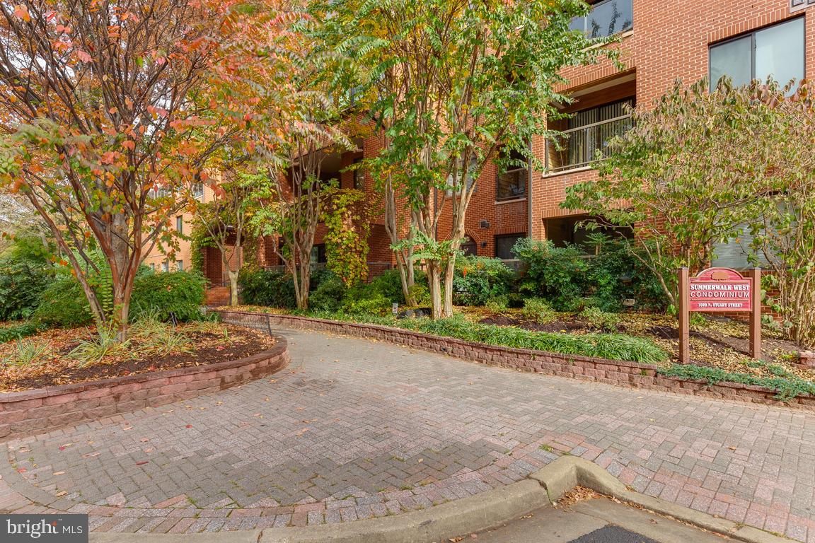 1029 N Stuart STREET Unit: 217