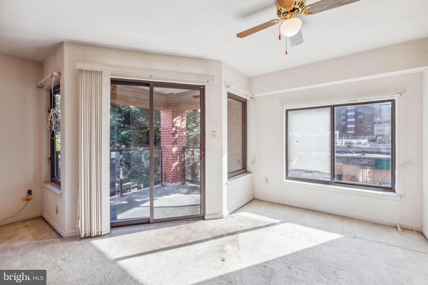 1029 N Stuart STREET Unit: 217