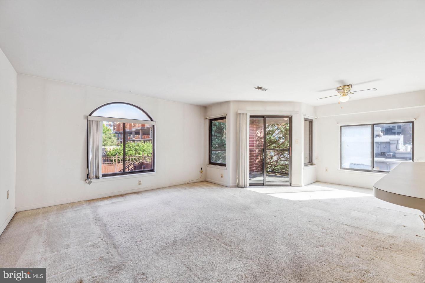 1029 N Stuart STREET Unit: 217