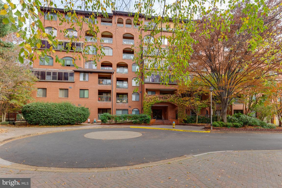 1029 N Stuart STREET Unit: 217