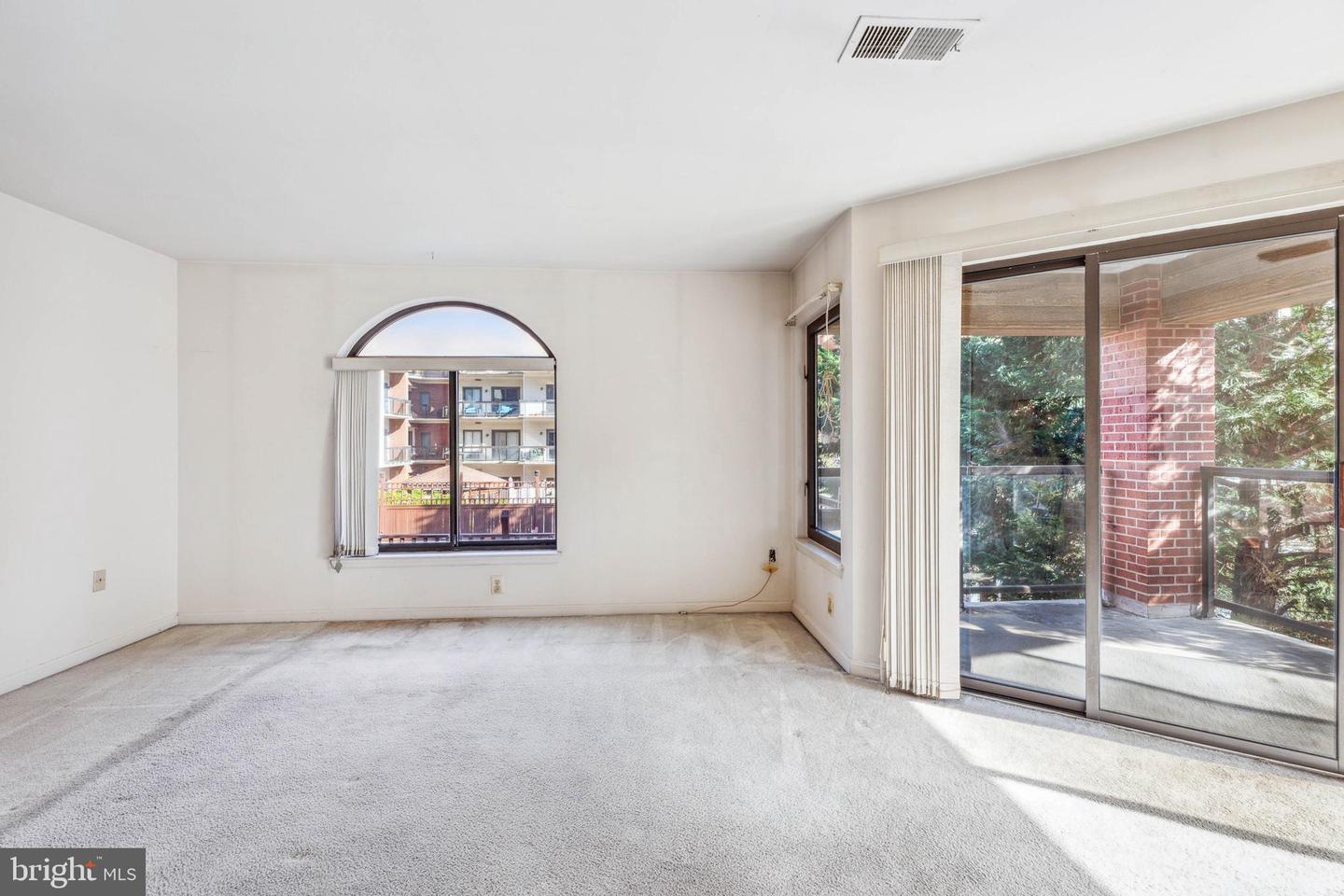 1029 N Stuart STREET Unit: 217