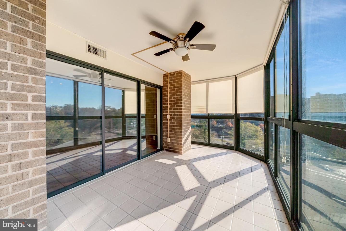 1600 N Oak STREET Unit: 527