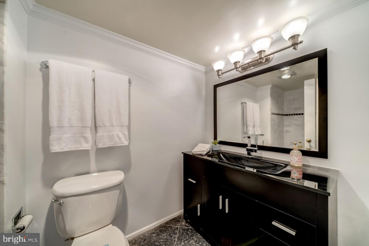 1600 N Oak STREET Unit: 527