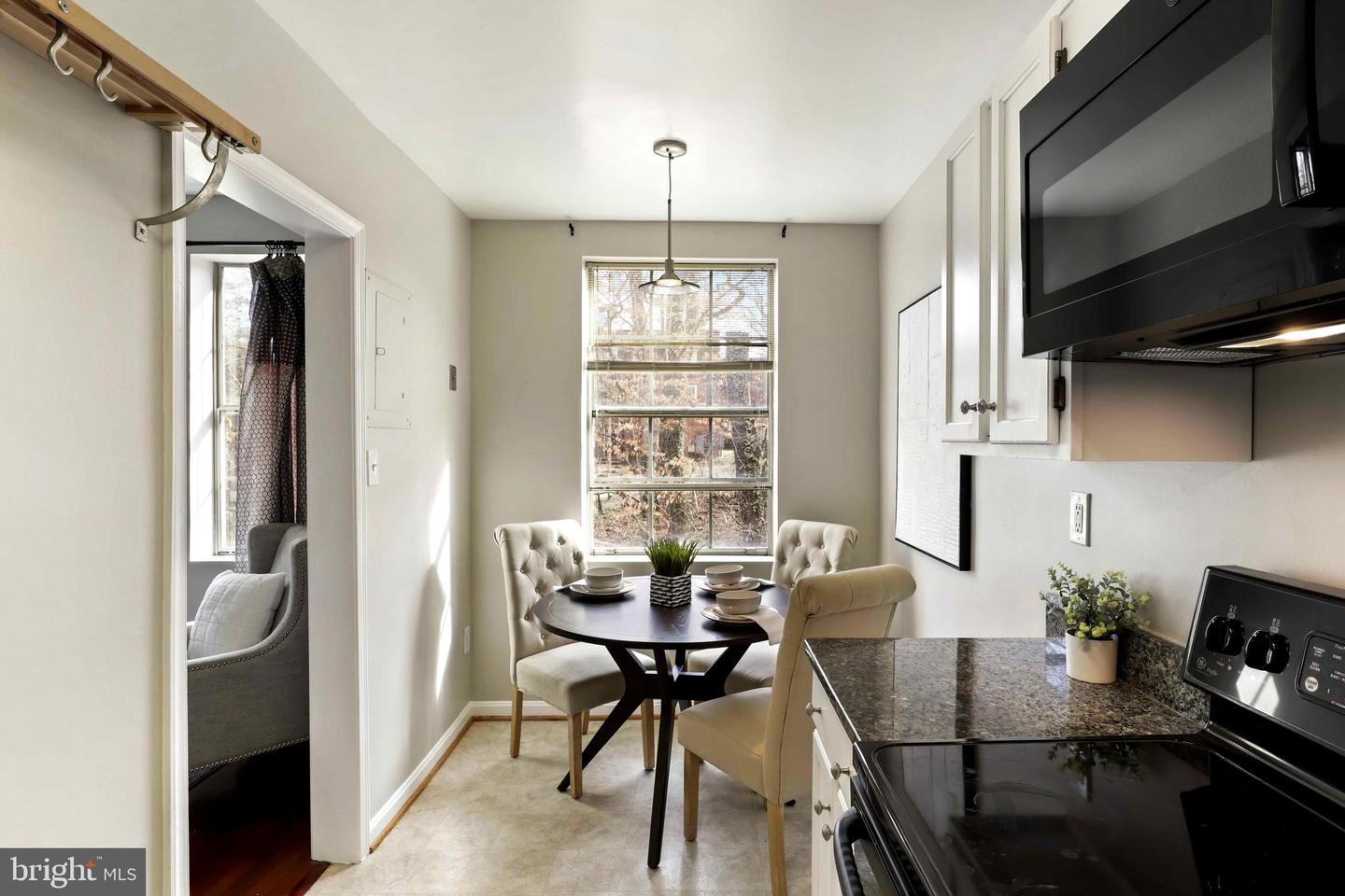 1802 Key BOULEVARD Unit: 9485
