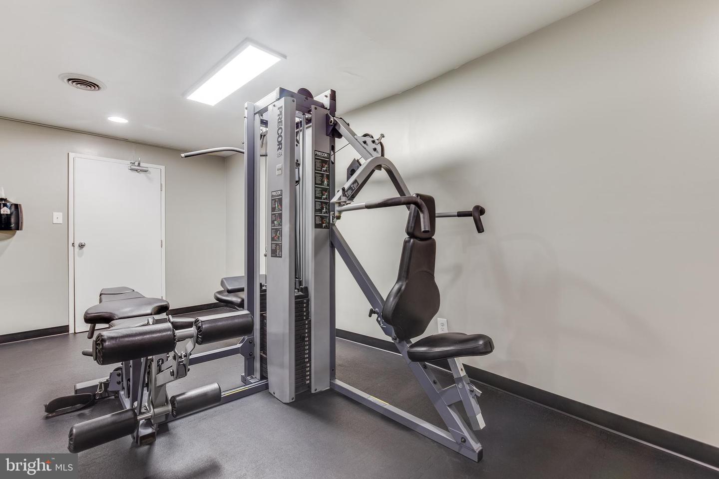 5300 Columbia PIKE Unit: 716