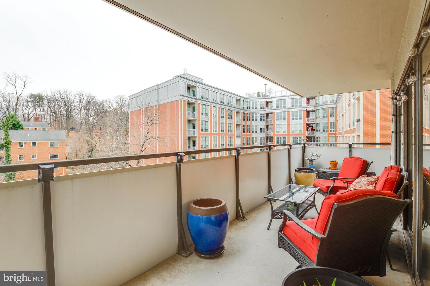 5300 Columbia PIKE Unit: 716