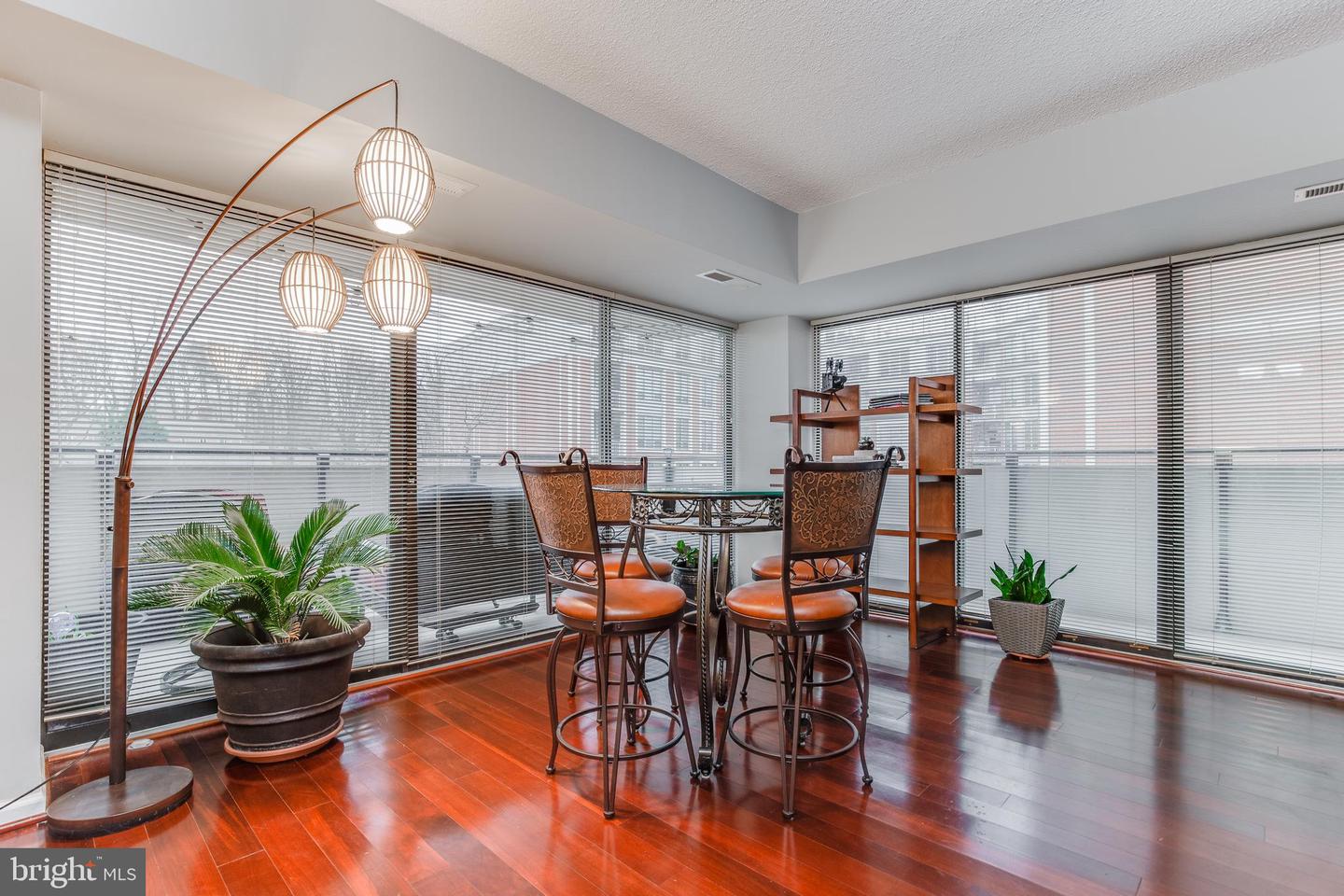 5300 Columbia PIKE Unit: 716