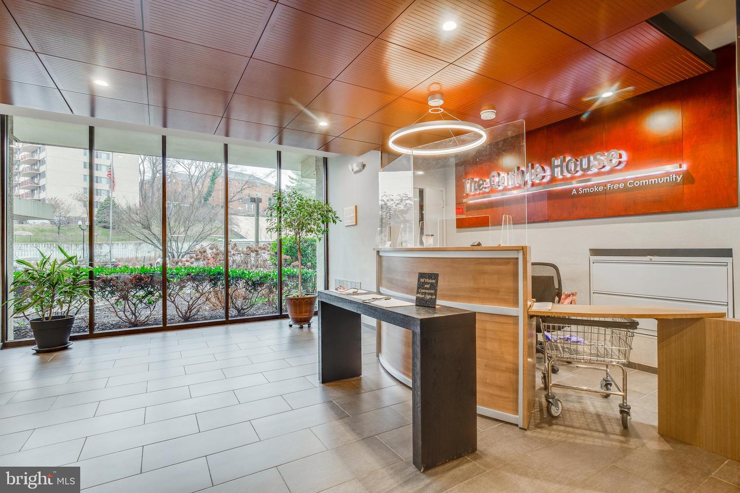 5300 Columbia PIKE Unit: 716