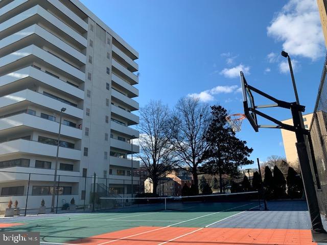 5300 Columbia PIKE Unit: 716