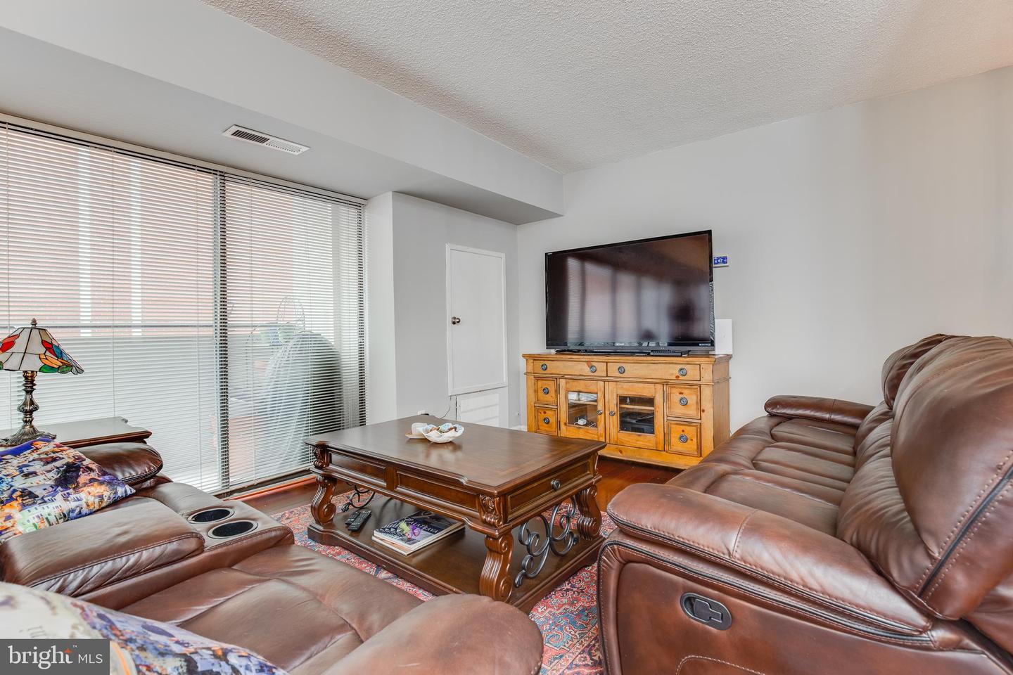 5300 Columbia PIKE Unit: 716