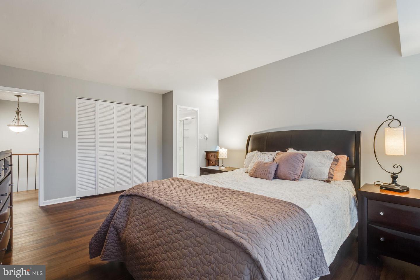 5300 Columbia PIKE Unit: 716