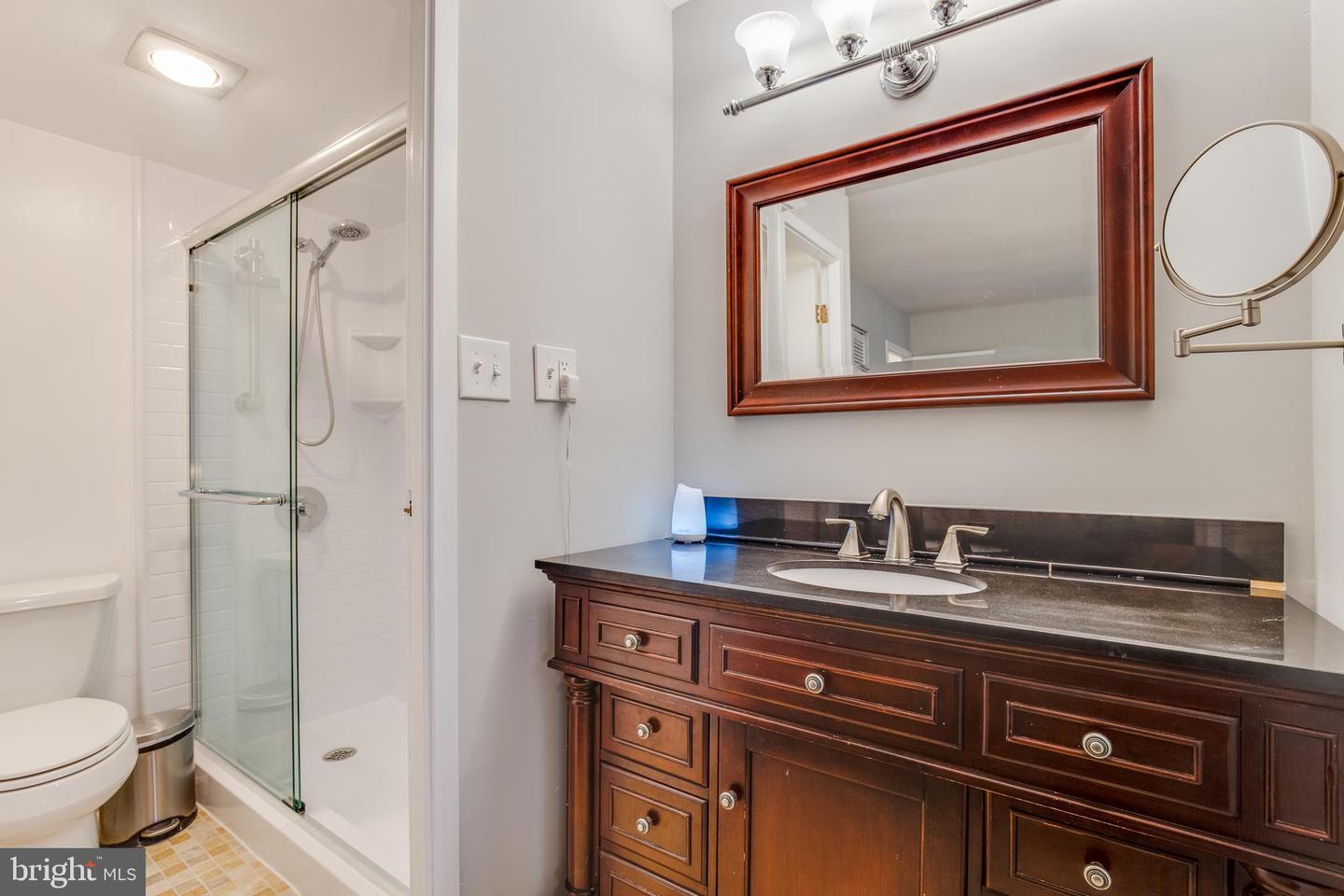 5300 Columbia PIKE Unit: 716