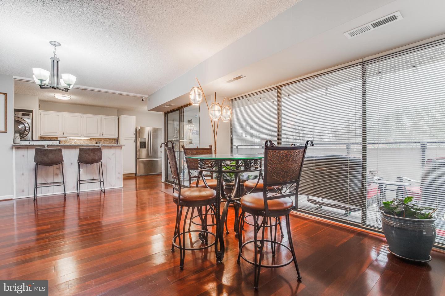 5300 Columbia PIKE Unit: 716