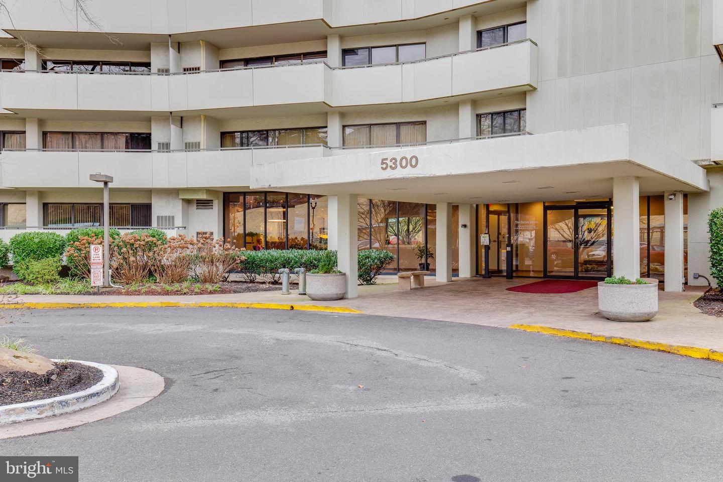 5300 Columbia PIKE Unit: 716