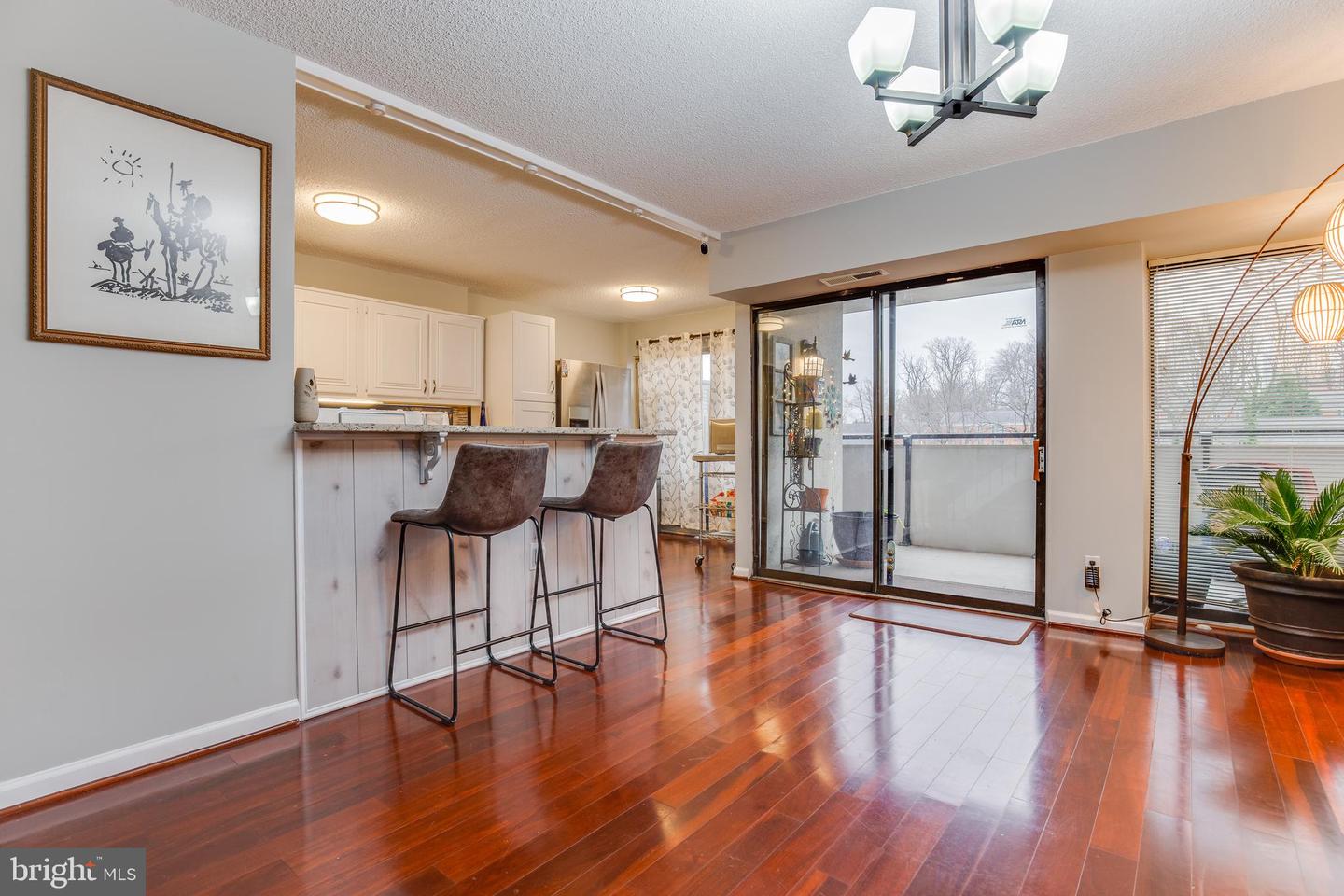 5300 Columbia PIKE Unit: 716