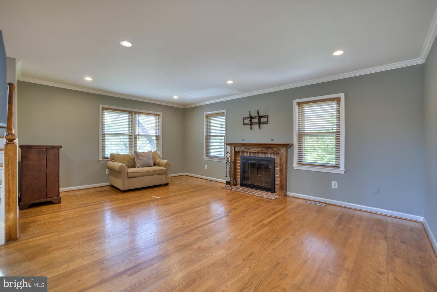 3019 20th COURT S