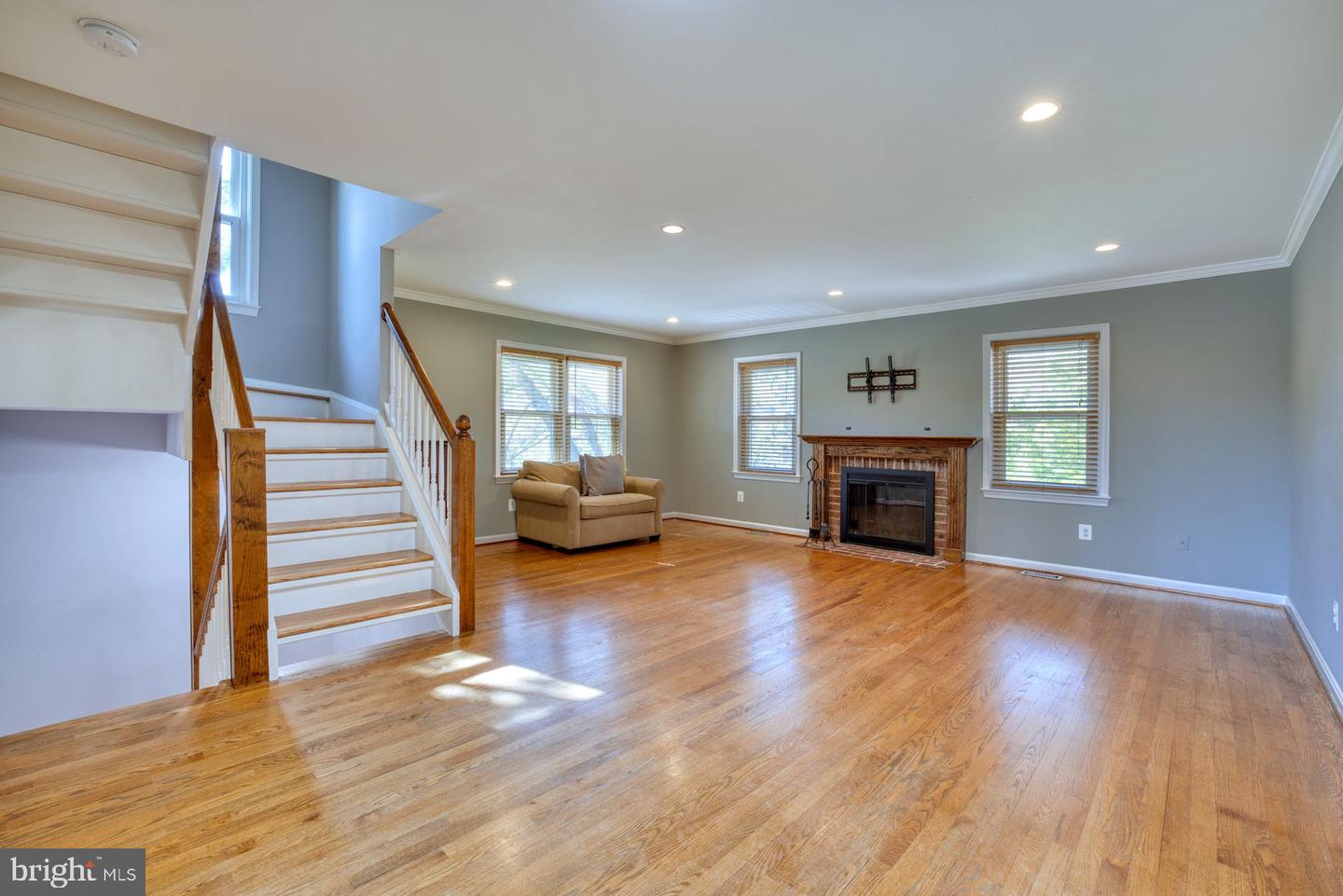 3019 20th COURT S