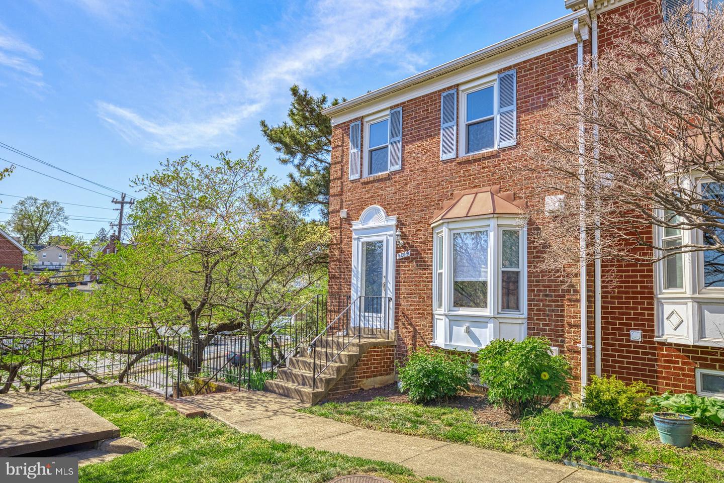 3019 20th COURT S