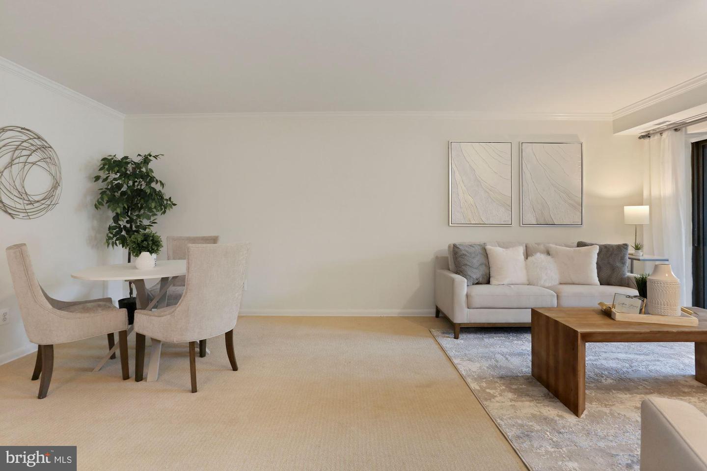 1931 N Cleveland STREET Unit: 209
