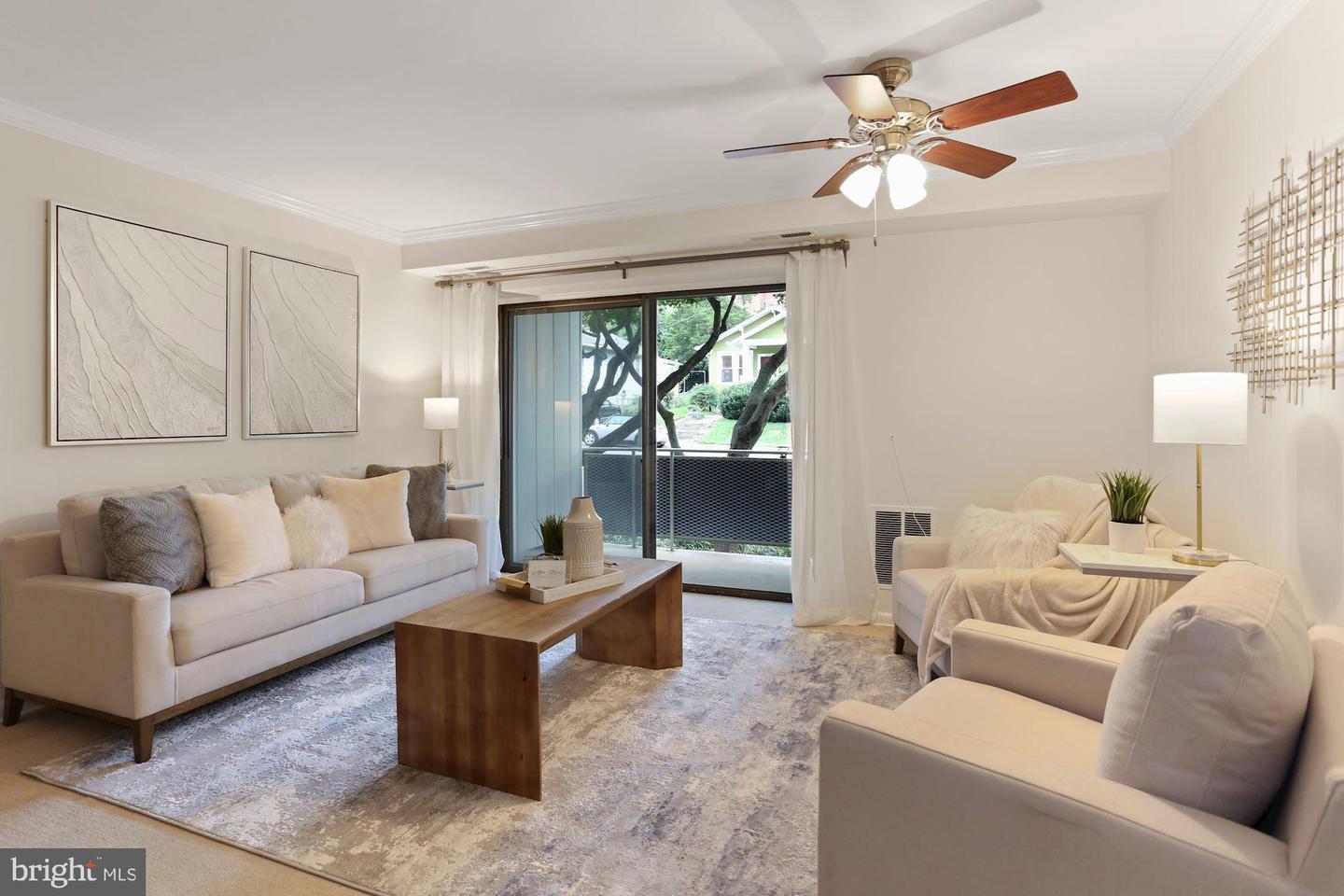 1931 N Cleveland STREET Unit: 209