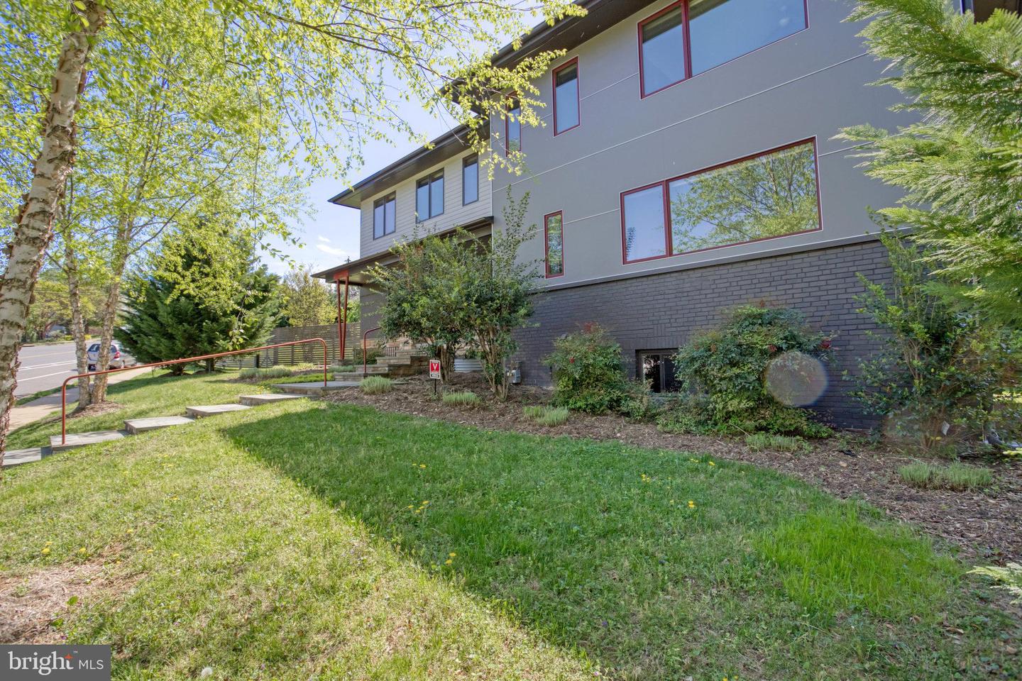 4844 Yorktown BOULEVARD