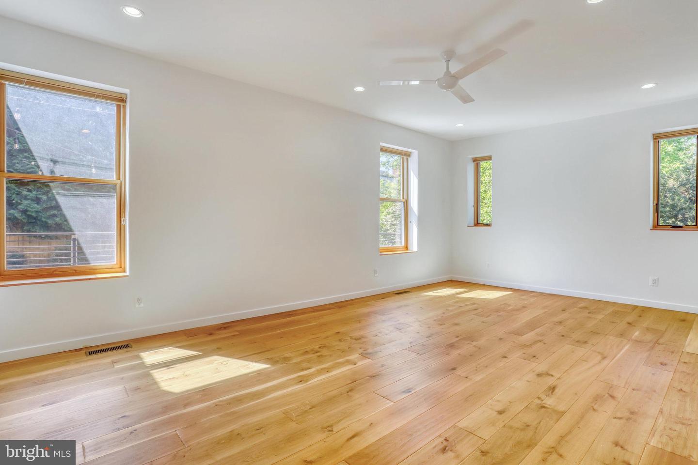 4844 Yorktown BOULEVARD
