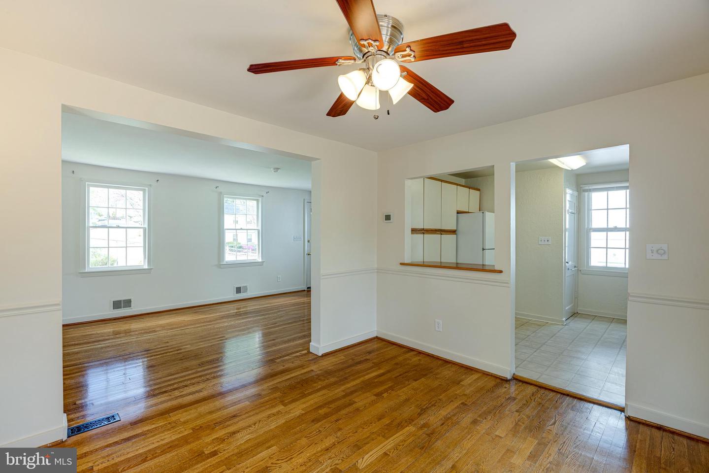 981 Patrick Henry DRIVE