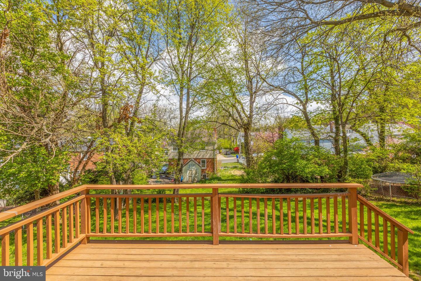 981 Patrick Henry DRIVE