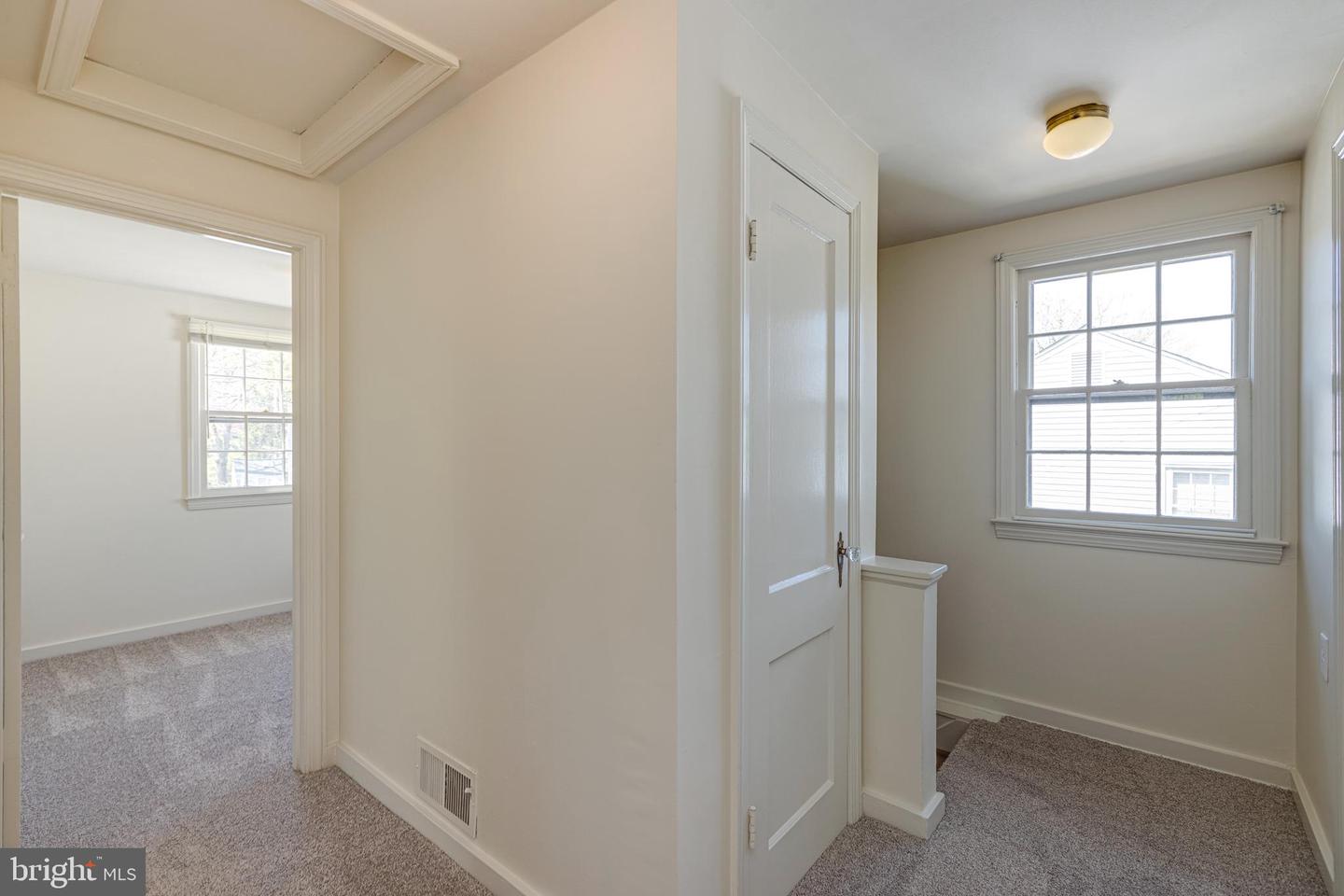 981 Patrick Henry DRIVE