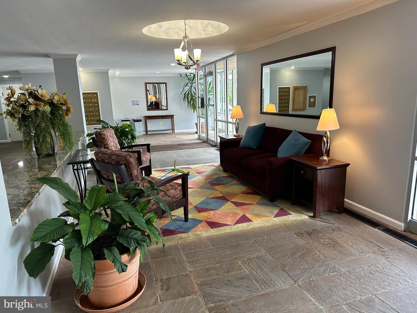 5353 Columbia PIKE Unit: 206