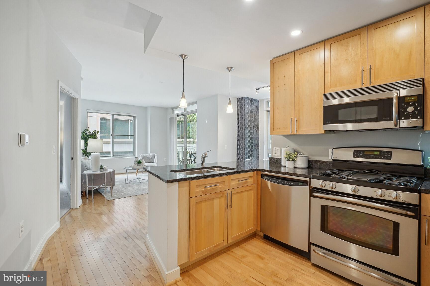 820 N Pollard STREET Unit: 303
