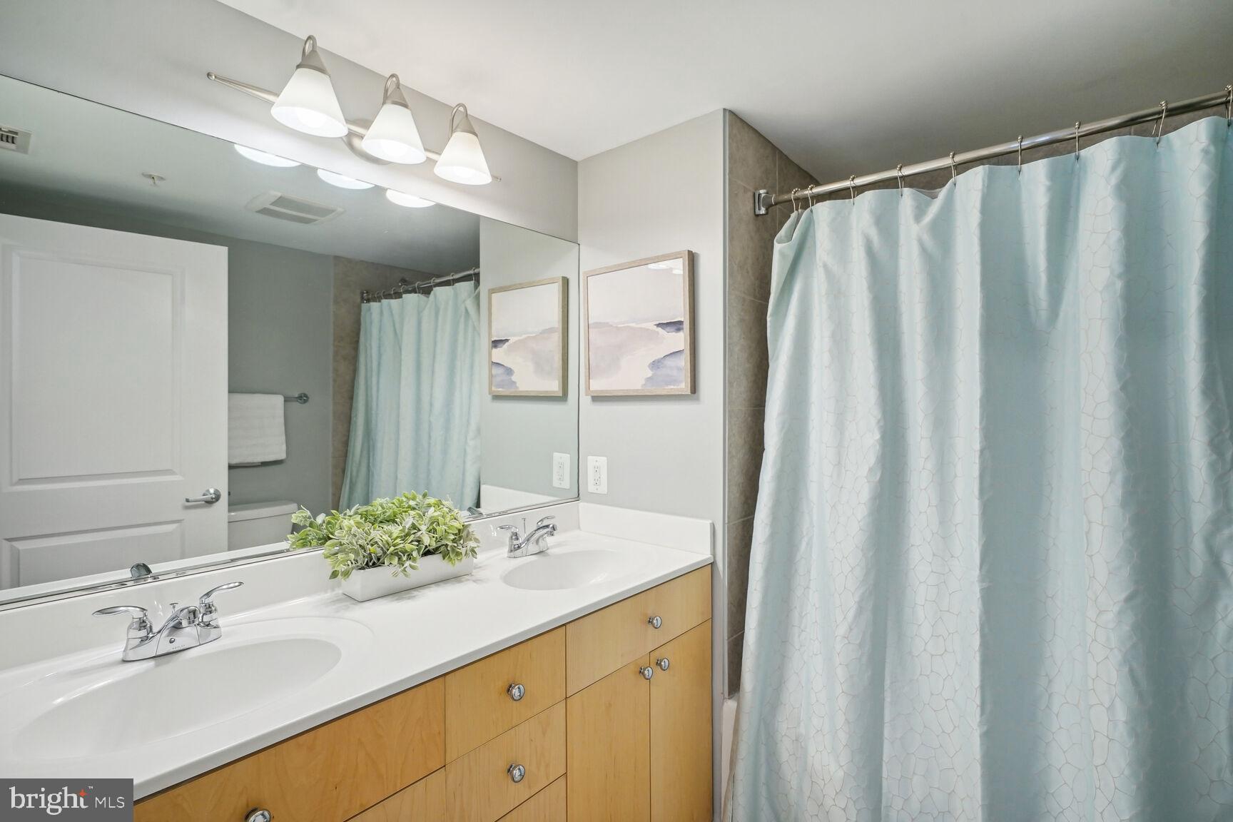 820 N Pollard STREET Unit: 303