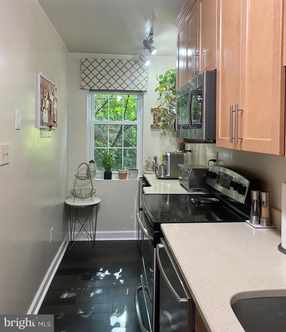 1800 Key BOULEVARD Unit: 9493