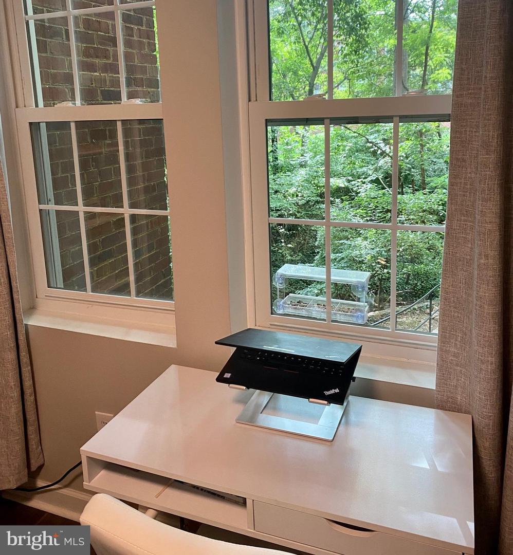 1800 Key BOULEVARD Unit: 9493