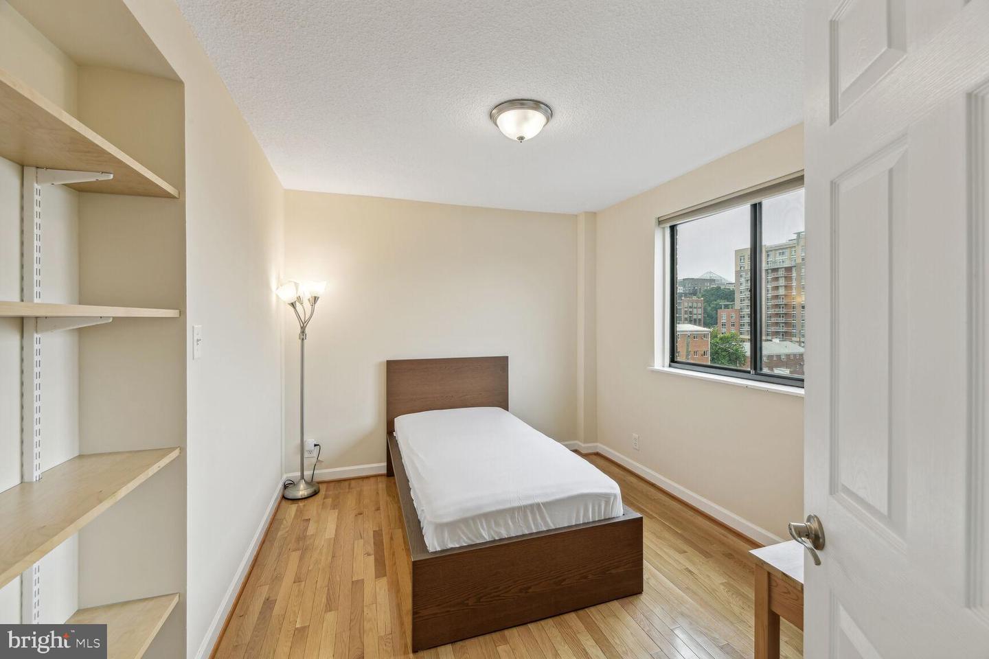 1401 N Rhodes STREET Unit: 406