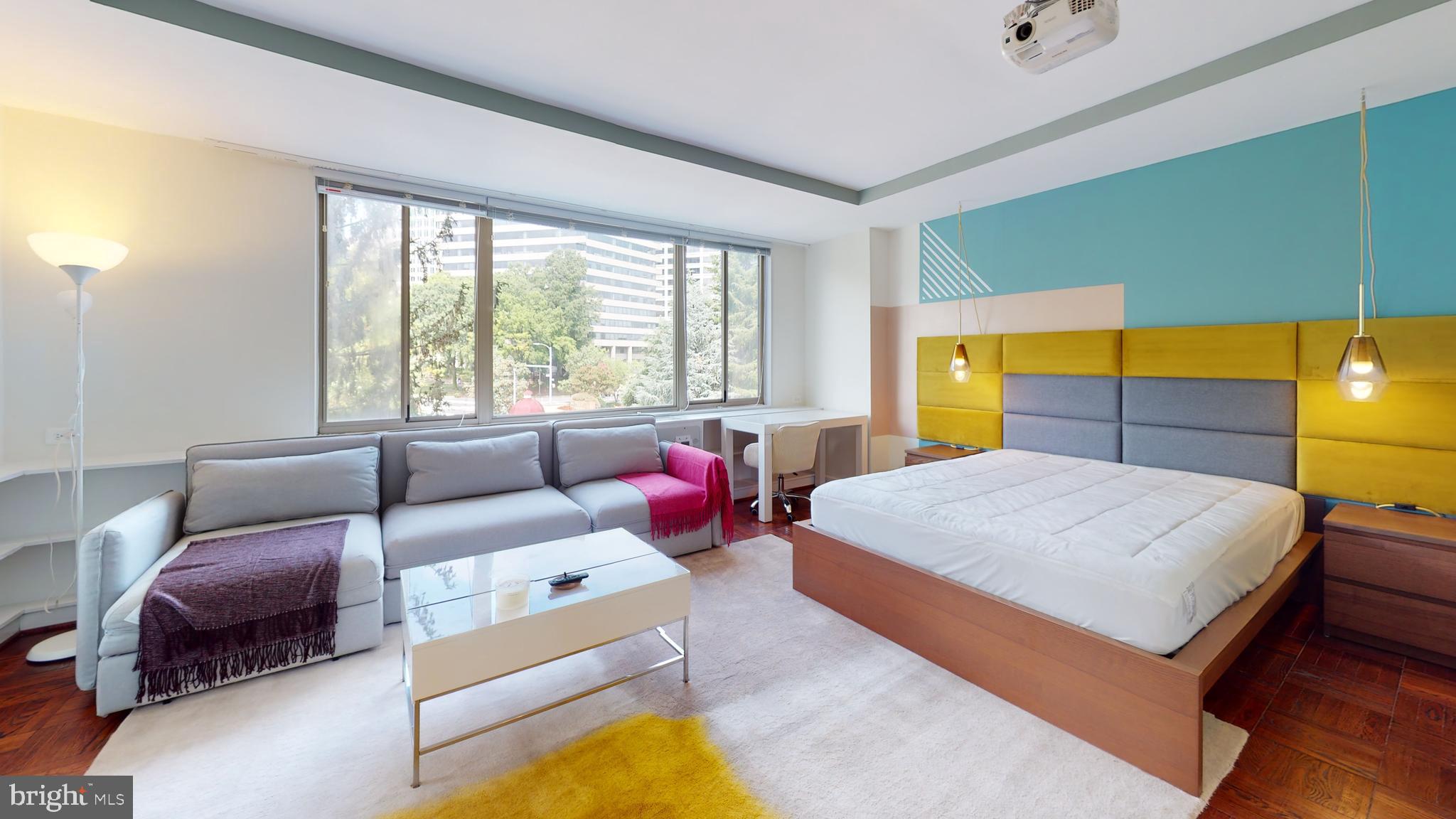 1111 Arlington BOULEVARD Unit: 318