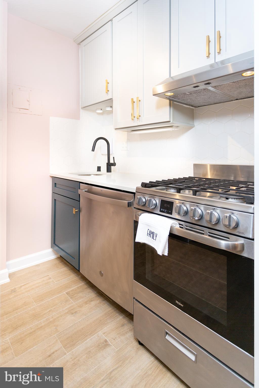 1111 Arlington BOULEVARD Unit: 318
