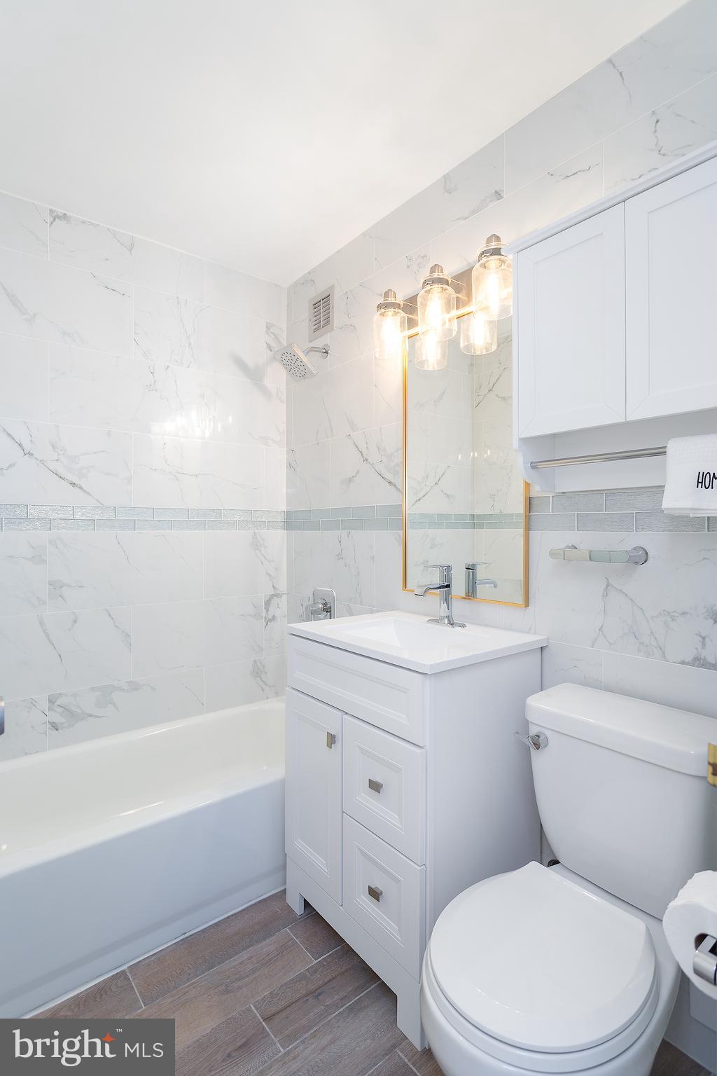 1111 Arlington BOULEVARD Unit: 318