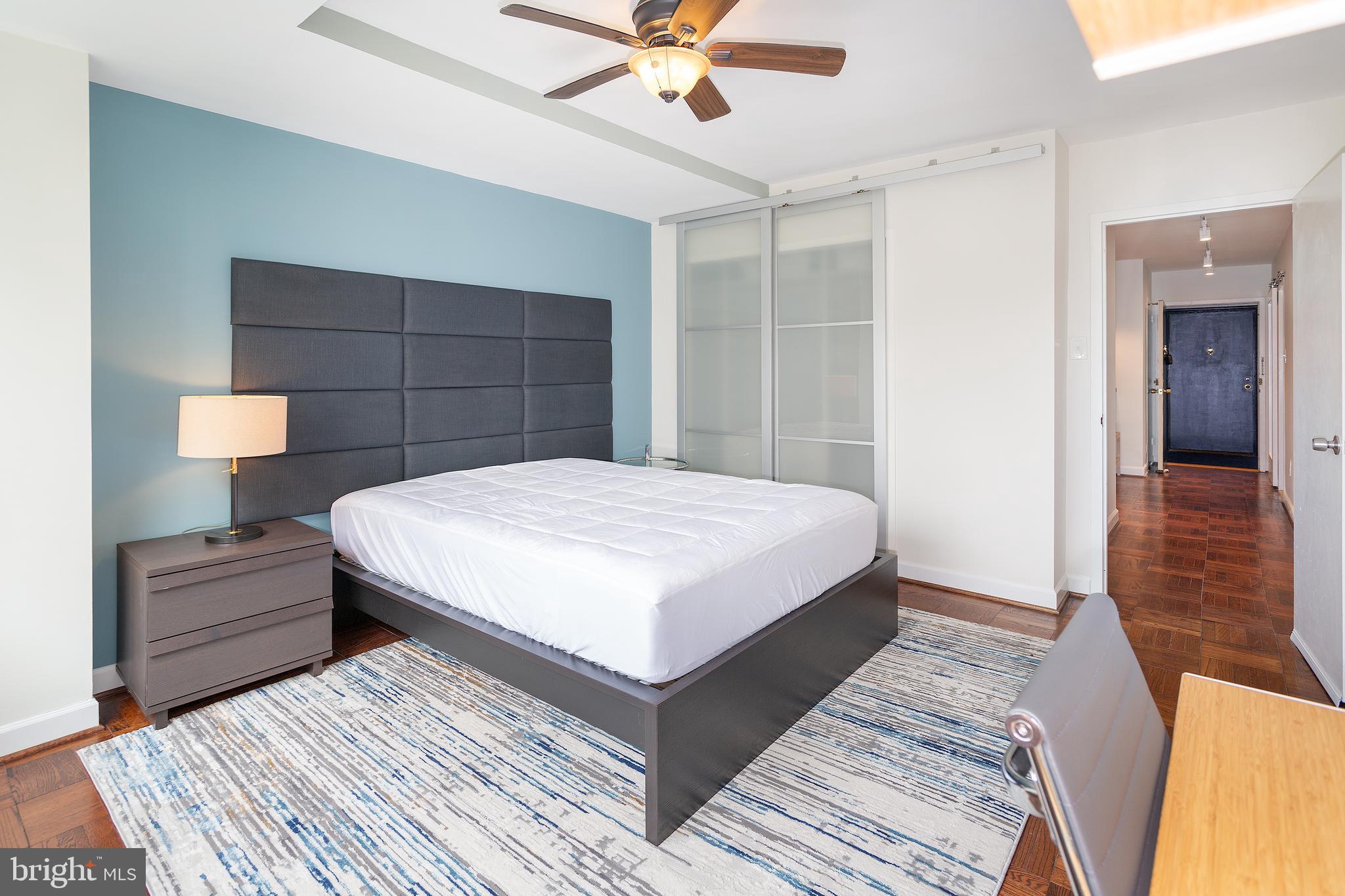 1111 Arlington BOULEVARD Unit: 318
