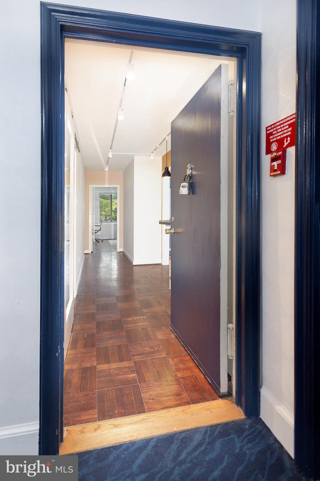 1111 Arlington BOULEVARD Unit: 318