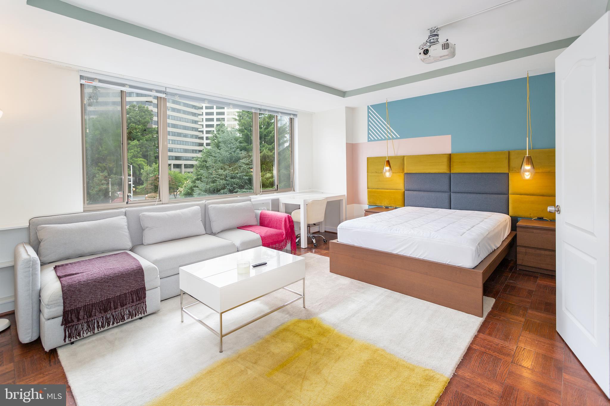 1111 Arlington BOULEVARD Unit: 318
